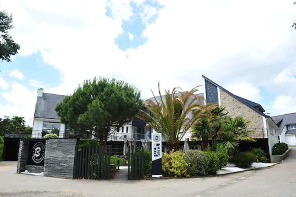 Logis Golfe Hotel Vannes Exterior photo