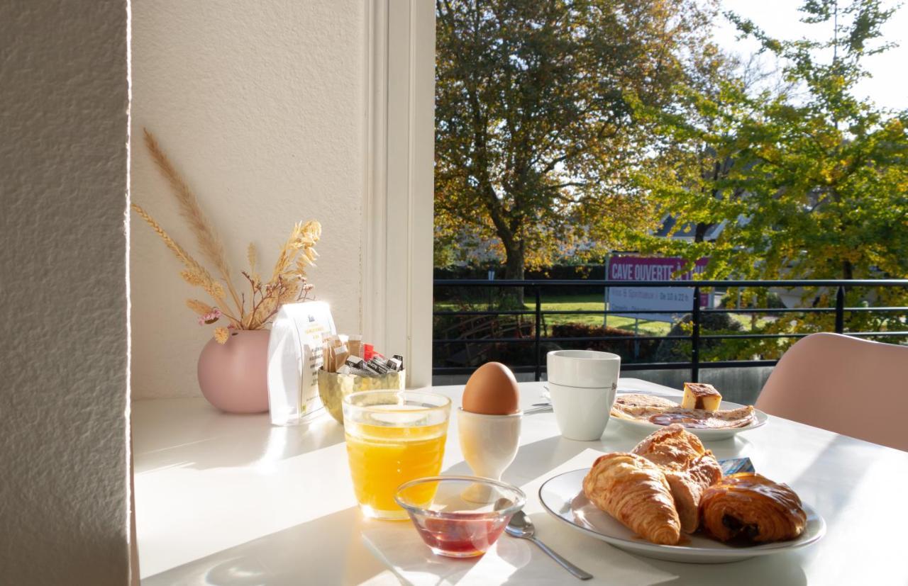 Logis Golfe Hotel Vannes Exterior photo